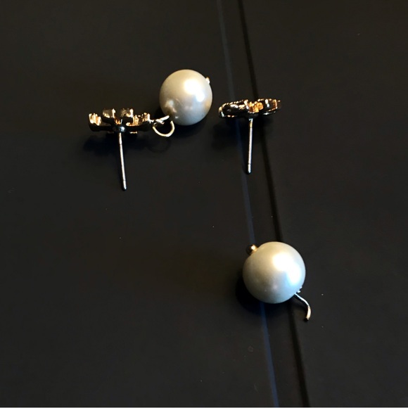 Tory Burch Earrings - Picture 4 of 9